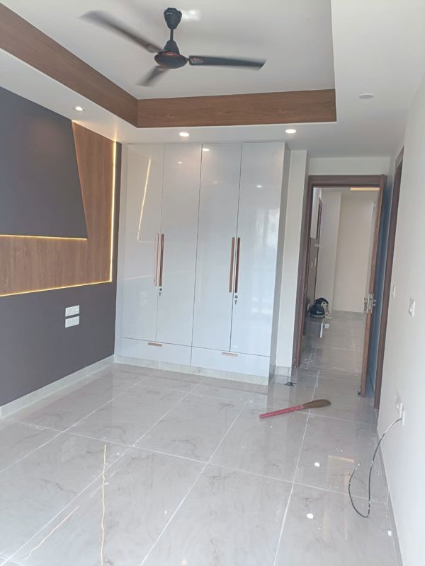 3 BHK + Extra Room Builder Floor For Rent in Vipul World Floors