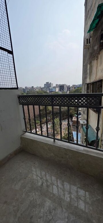 Balcony in 1 BHK Builder Floor at Saket – for Rent