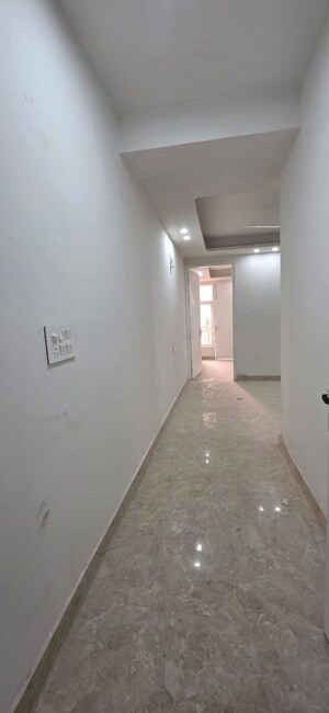 Building Lobby in 1 BHK Builder Floor at Saket – for Rent