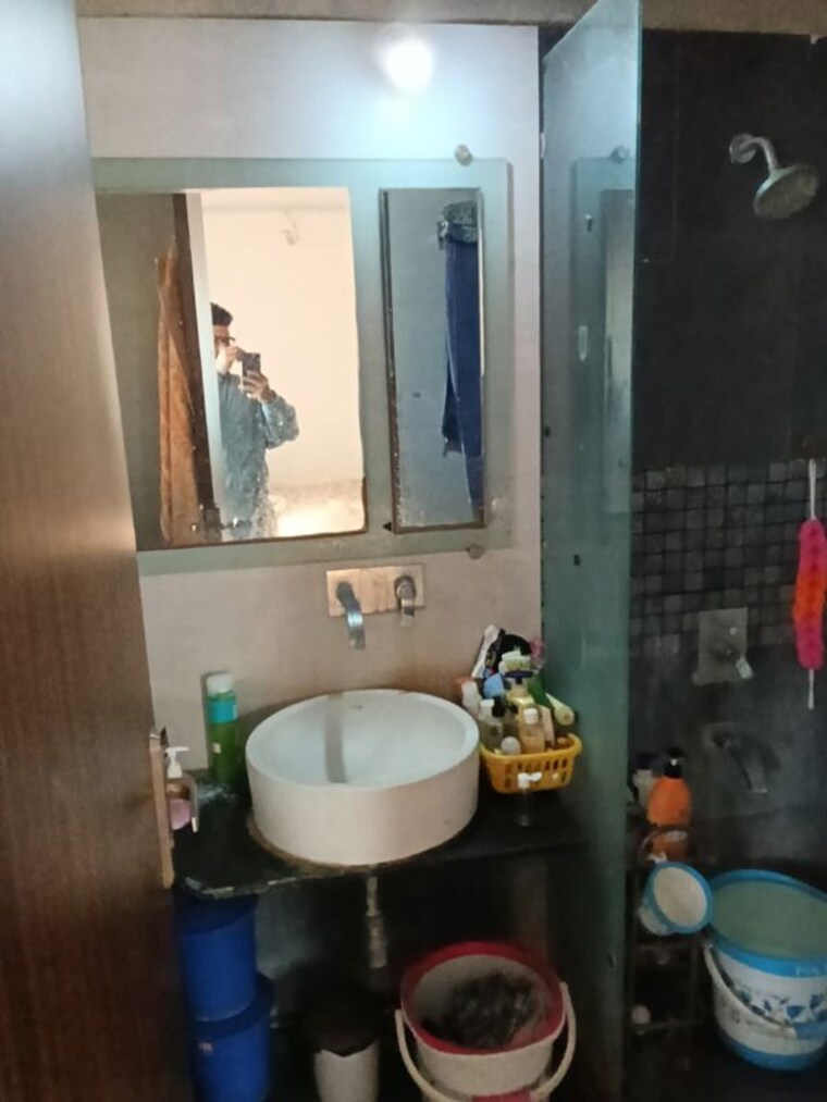 Bathroom, viva-hallmark 2 Bedroom 1200 Sq.Ft. Apartment In Bavdhan Pune 9999292