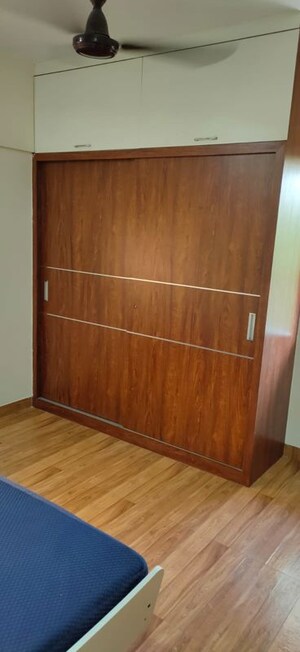 Furnished Amenities in 1 BHK Apartment at Vijay Park, Kasarvadavali – for Rent