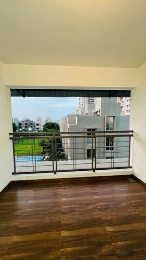 Room in 2 BHK Apartment at Dynamic Grandeur, Undri – for Sale