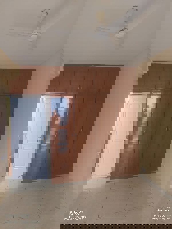 3 BHK 1550 Sq.Ft. Apartment in DLF Belvedere Towers