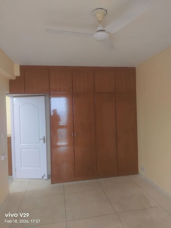 3 BHK Apartment For Rent in DLF Belvedere Towers