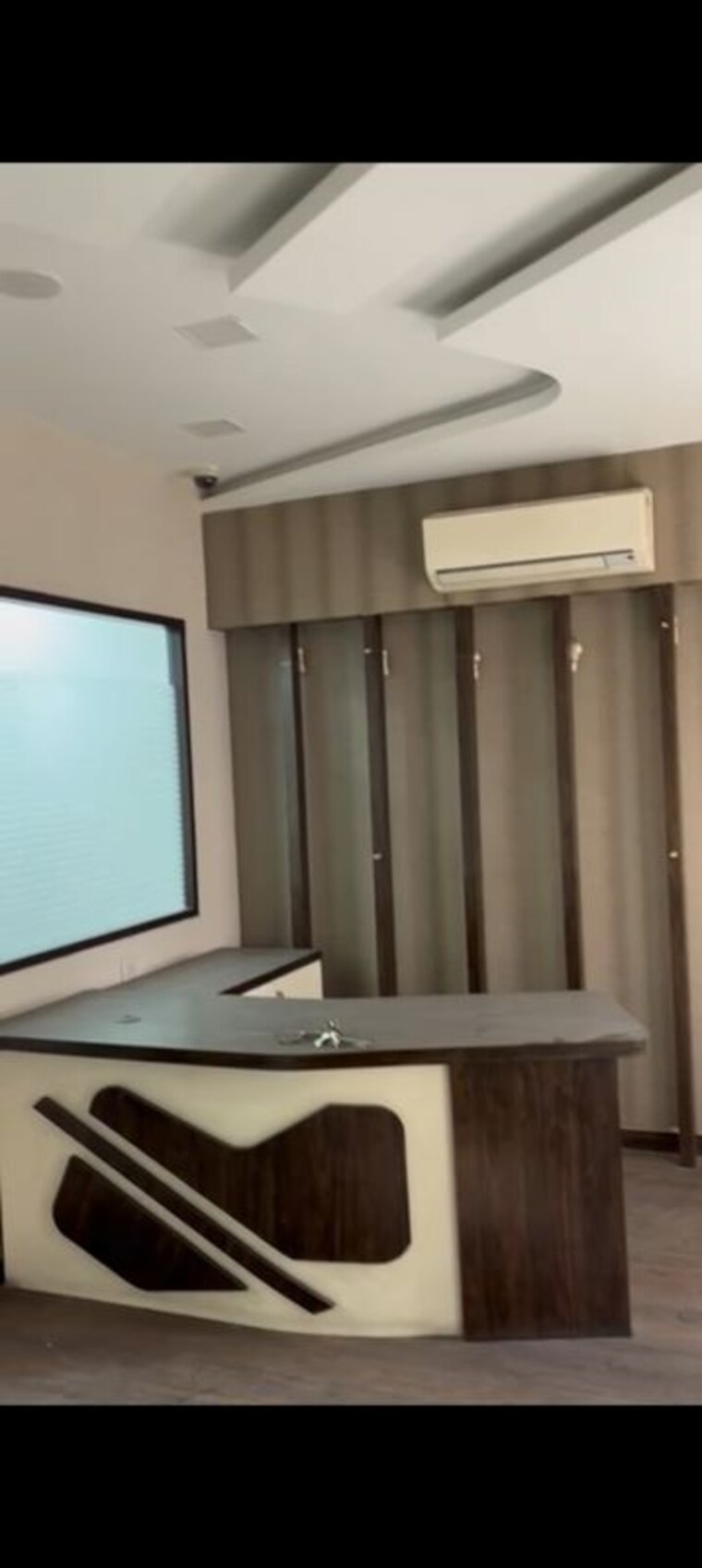 Team Area, east of kailash Commercial Office Space 1328 Sq.Ft. In East Of Kailash Delhi 9999606