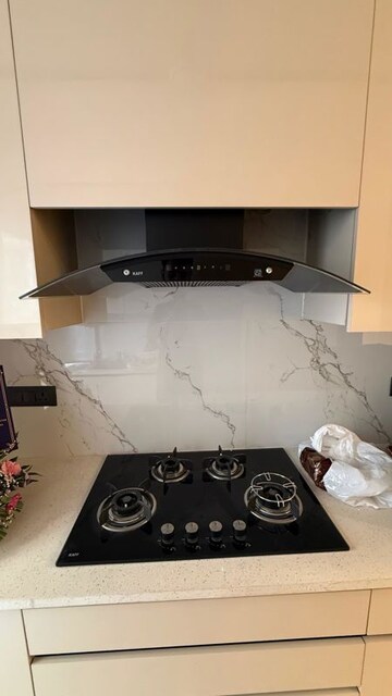 Master Bedroom in 3 BHK Builder Floor at Raj One Good Earth, Sector 71 – for Rent