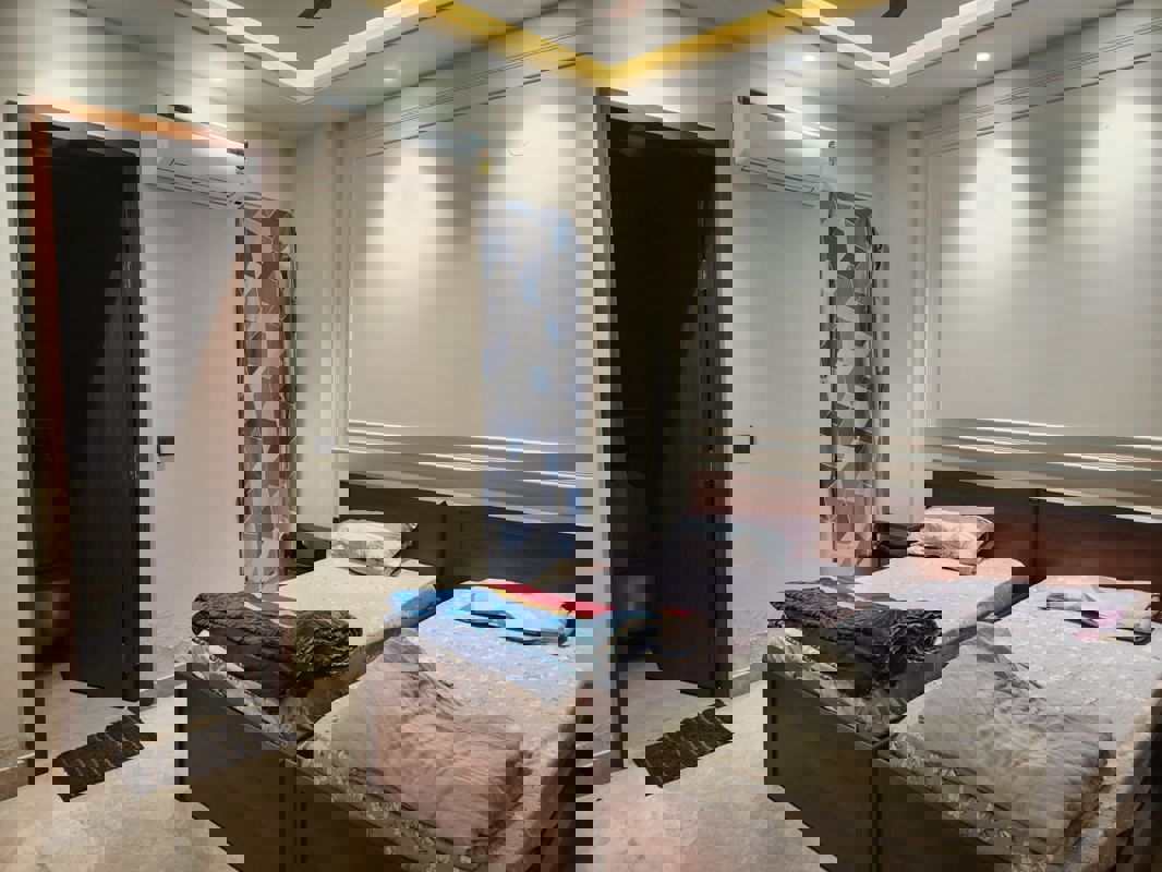 1 BHK + Pooja Room 60 Sq.Yd. Apartment in Oasis Apartments