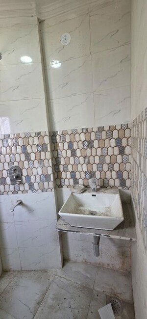 Bathroom in 1 BHK Builder Floor at Saket – for Rent