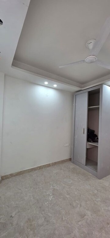 1 BHK Builder Floor For Rent in Saket