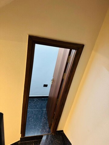 Furnished Amenities in 3 BHK Builder Floor at Tikri – for Sale