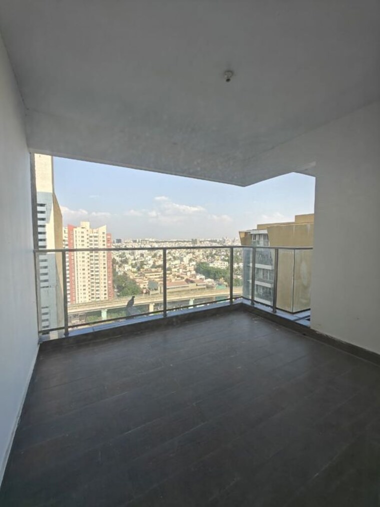 Room, shriram-southern-crest 3 Bedroom 1960 Sq.Ft. Apartment In Jp Nagar Bangalore 9999789