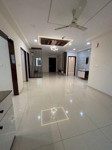 Kitchen in 4 BHK Villa at Elegans Emperia, Velmala – for Rent