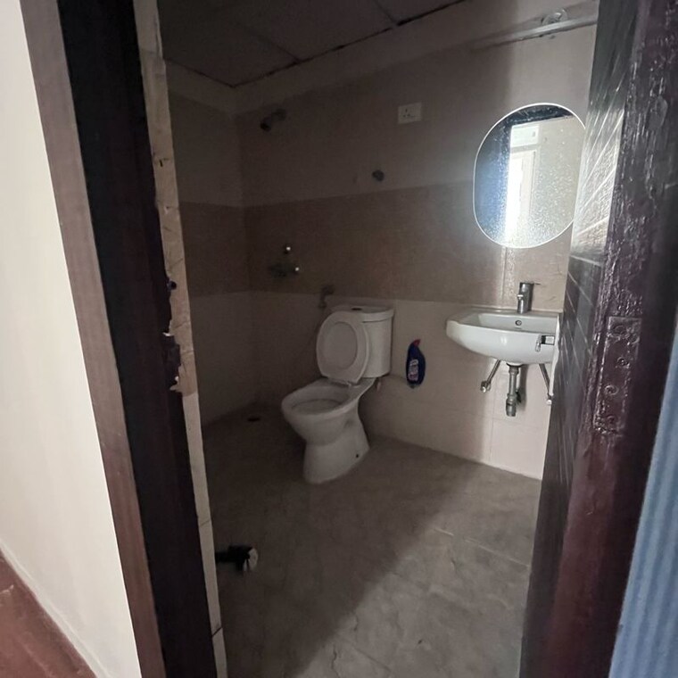 Bathroom, mahagun-mywoods 2 Bedroom 960 Sq.Ft. Apartment In Sector 16c Greater Noida Greater Noida 9999921