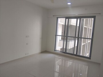 Room in 1 BHK Apartment at Marigold Aangan, Mulund West – for Rent