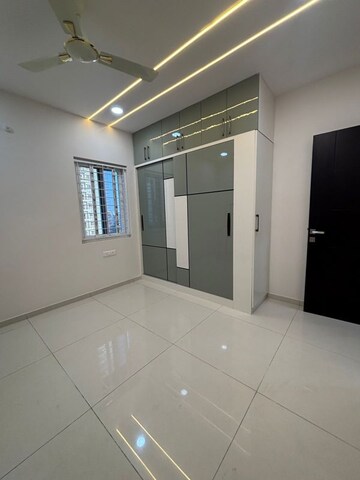 Room in 2 BHK Apartment at Aparna Sarovar, Nallagandla – for Rent