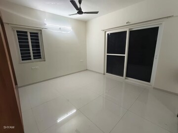 2 BHK Apartment For Rent in Aparna Sarovar, Nallagandla