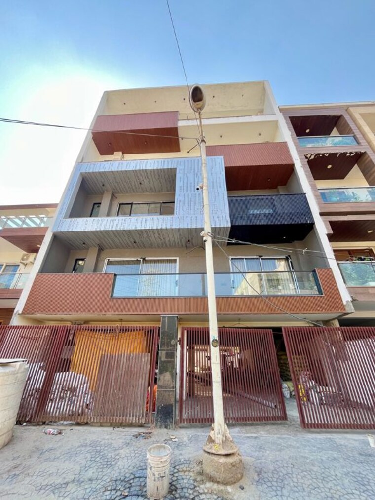 Exterior View, ansal-versalia-avante 4 Bedroom 300 Sq.Yd. Builder Floor In Sector 67a Gurgaon 9999935