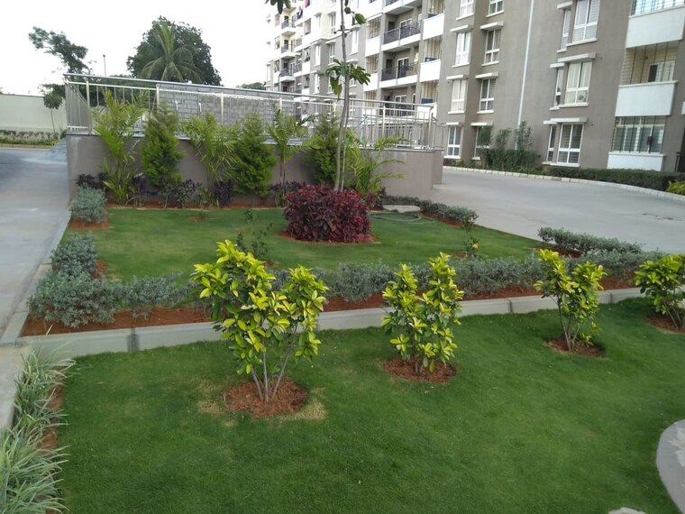 Garden, shriram-southern-crest 2 Bedroom 1300 Sq.Ft. Apartment In Jp Nagar Bangalore 9999915