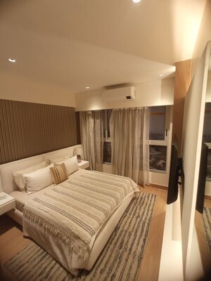 Bedroom in 2 BHK Apartment at Siddha Sky, Sion – for Sale