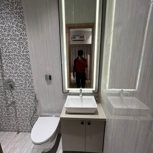 Bathroom in 1 BHK Apartment at The Baya Sunrise, Kohinoor Mill – for Sale