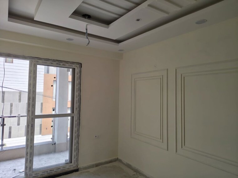 Room, sector 7 3 Bedroom 2250 Sq.Ft. Builder Floor In Sector 7 Gurgaon 9998749