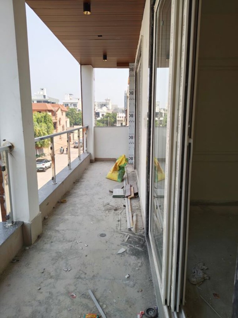 Balcony, sector 7 3 Bedroom 2250 Sq.Ft. Builder Floor In Sector 7 Gurgaon 9998749