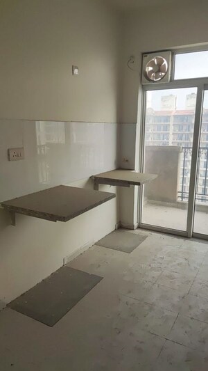 Kitchen in 3 BHK Apartment at DLF Express Greens, Manesar Sector 1a – for Sale