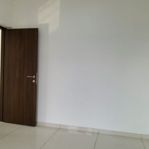 Room in 2 BHK Apartment at Arkade Aspire, Jay Prakash Nagar – for Rent