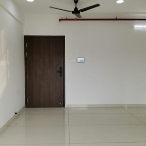 Room in 2 BHK Apartment at Arkade Aspire, Jay Prakash Nagar – for Rent