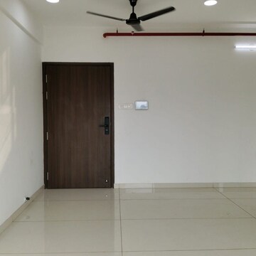 Room in 2 BHK Apartment at Arkade Aspire, Jay Prakash Nagar – for Rent