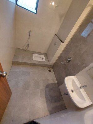 Bathroom in 4 BHK Apartment at Mantra Montana Phase 1, Dhanori – for Rent
