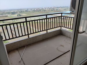Balcony in 3.5 BHK Apartment at ATS Triumph, Sector 104 – for Rent