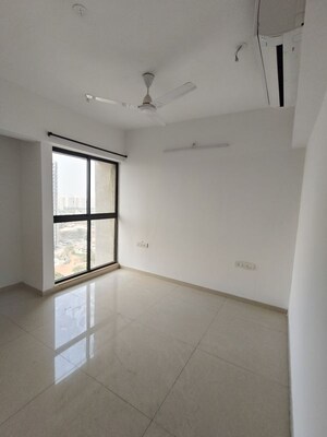 Room in 3 BHK Apartment at Lodha Downtown, Dombivli East – for Rent