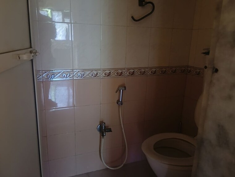 Bathroom, acme-complex-2a 1 Bedroom 420 Sq.Ft. Apartment In Goregaon West Mumbai 10000181