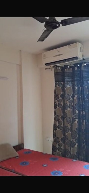 1 BHK Apartment For Rent in Shree Vardhman Green Court, Sector 90