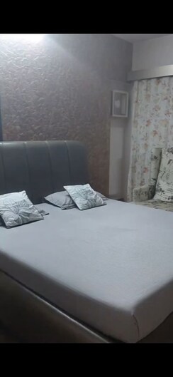2 BHK + Pooja Room Apartment For Rent in Level The Residences