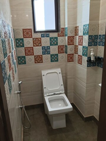 Bathroom in 3 BHK Builder Floor at Sector 8 Dwarka – for Rent