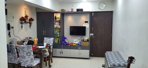 Room in 1 BHK Apartment at Bhoomi Samarth, Goregaon East – for Rent