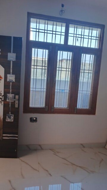 Room in 3 BHK Independent House at Gomti Nagar – for Sale