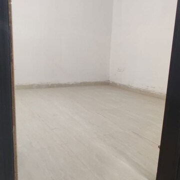 Room in 2 BHK Builder Floor at Chattarpur – for Rent