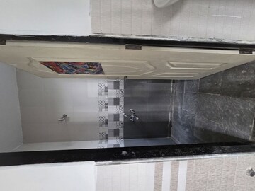 Furnished Amenities in 1 BHK Apartment at Goregaon West – for Rent