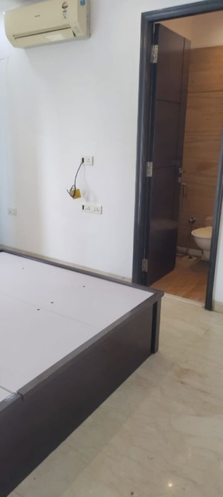 undefined, bandra west 3 Bedroom 1100 Sq.Ft. Apartment In Bandra West Mumbai 10000296