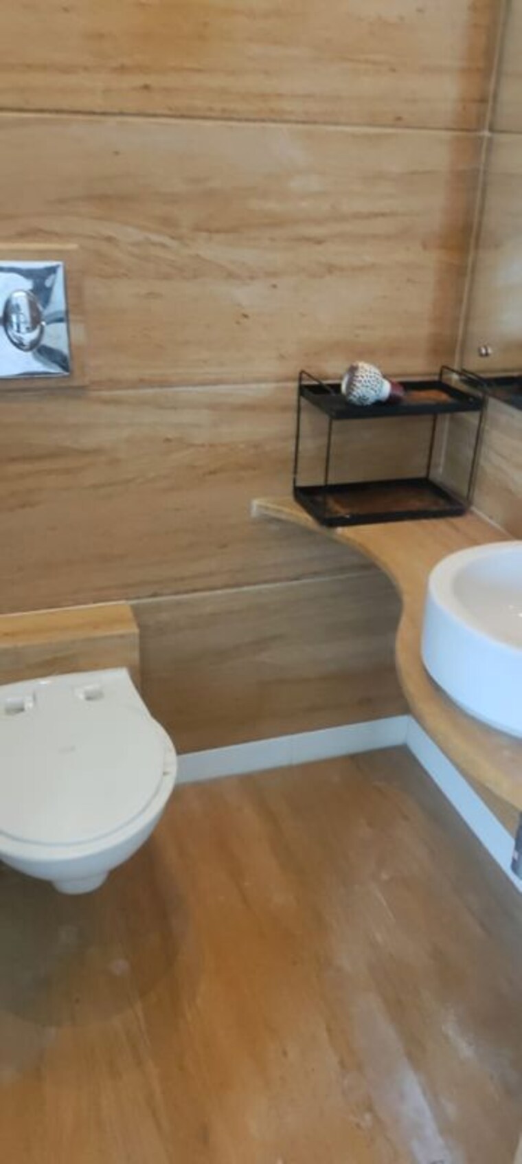 Bathroom, bandra west 3 Bedroom 1100 Sq.Ft. Apartment In Bandra West Mumbai 10000296