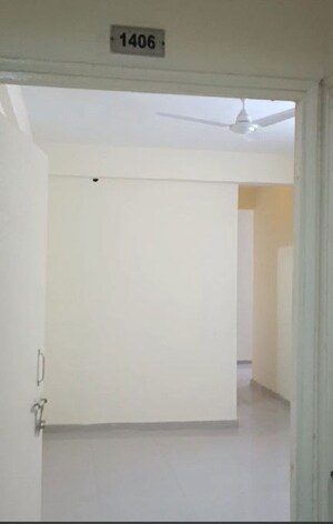 Room in 2 BHK Apartment at Pyramid Heights, Sector 85 – for Rent