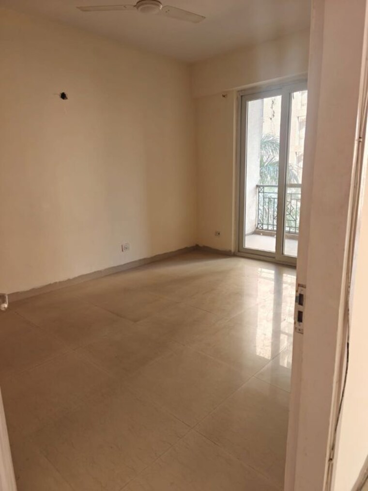 Room, tulip-violet 3 Bedroom 1578 Sq.Ft. Apartment In Sector 69 Gurgaon 10000490