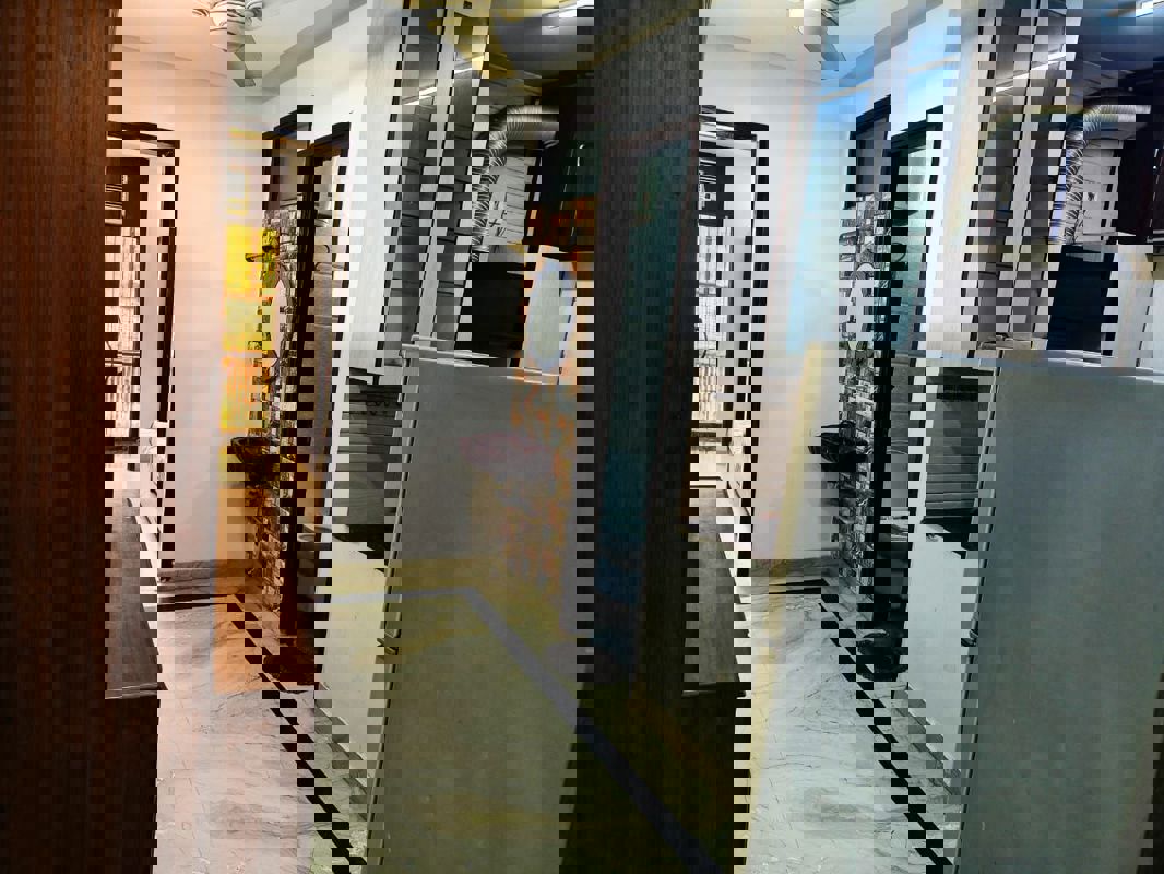 2 BHK 160 Sq.Yd. Apartment in RWA Residential Society Sector 46