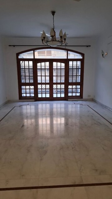 2 BHK Apartment For Rent in Sushant Lok 2, Sector 57