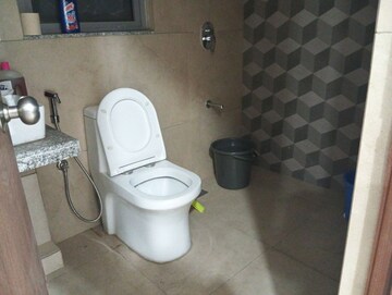 Bathroom in 2 BHK Apartment at Kalpataru Immensa, Kolshet Road – for Rent