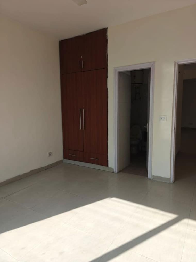 Room, tulip-violet 3 Bedroom 1578 Sq.Ft. Apartment In Sector 69 Gurgaon 10000633