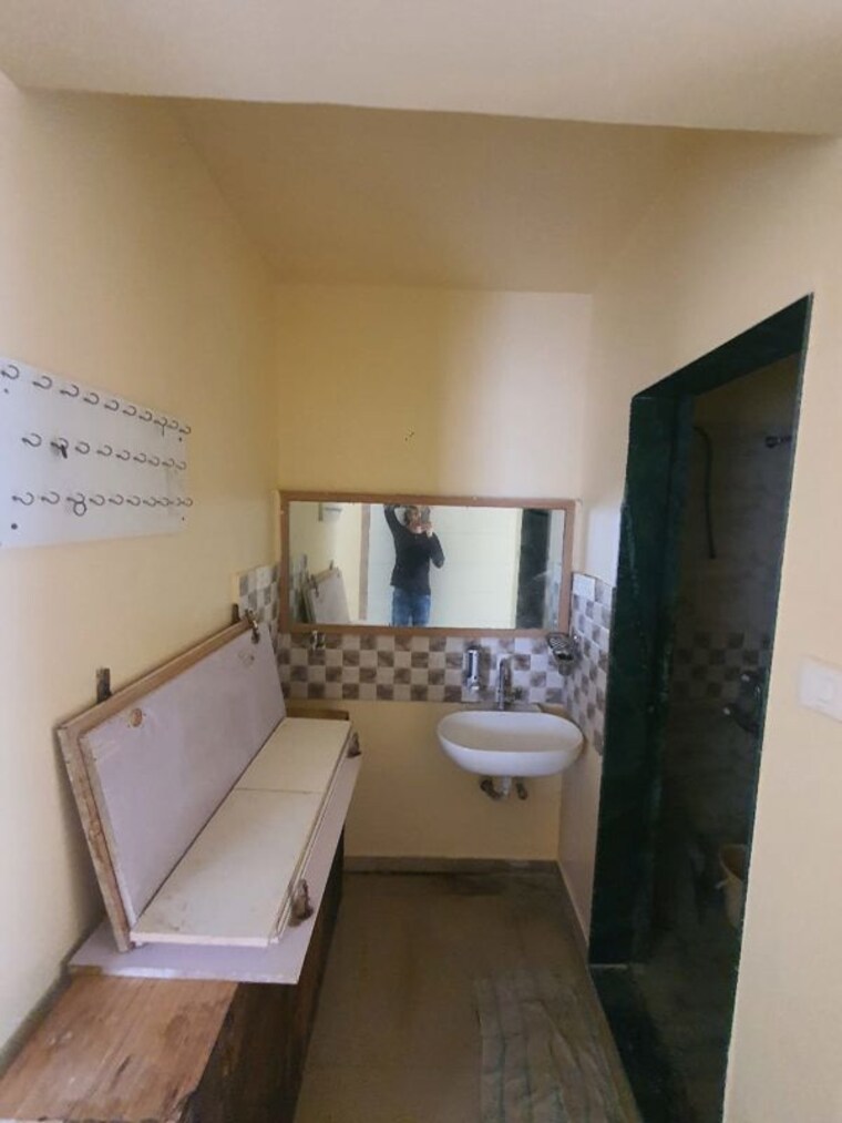 Team Area, raj-heramb-regalia-residency 3 Bedroom 1500 Sq.Ft. Apartment In Bavdhan Pune 10000360